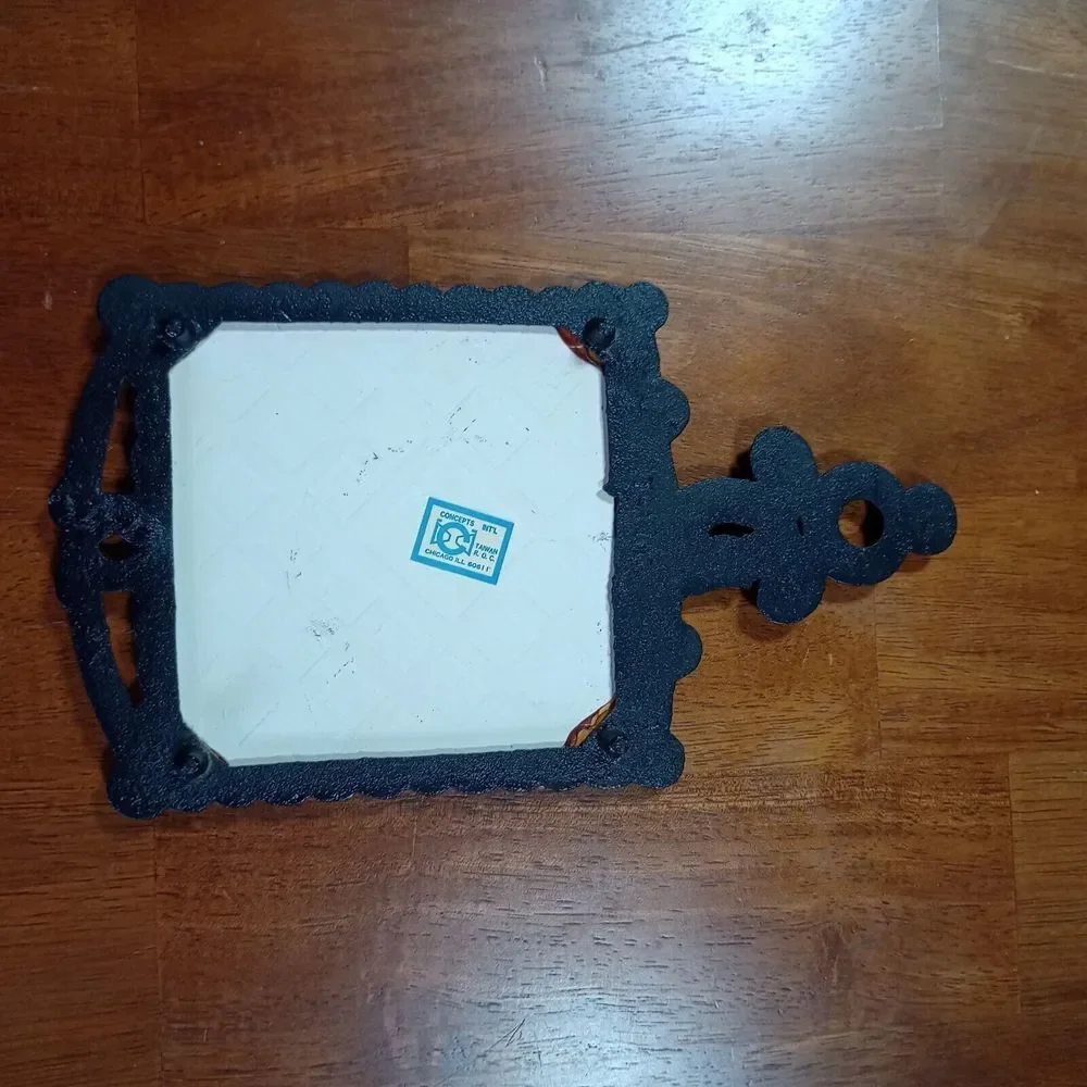 Vintage Cast‎ Iron Tile Trivet Hot Plates Wall Decor Christmas Holiday Ivy